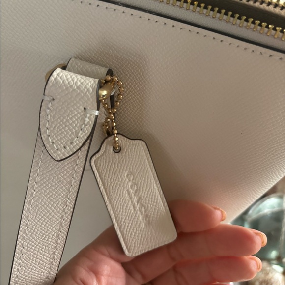Coach handbag-almost new! - Picture 3 of 17